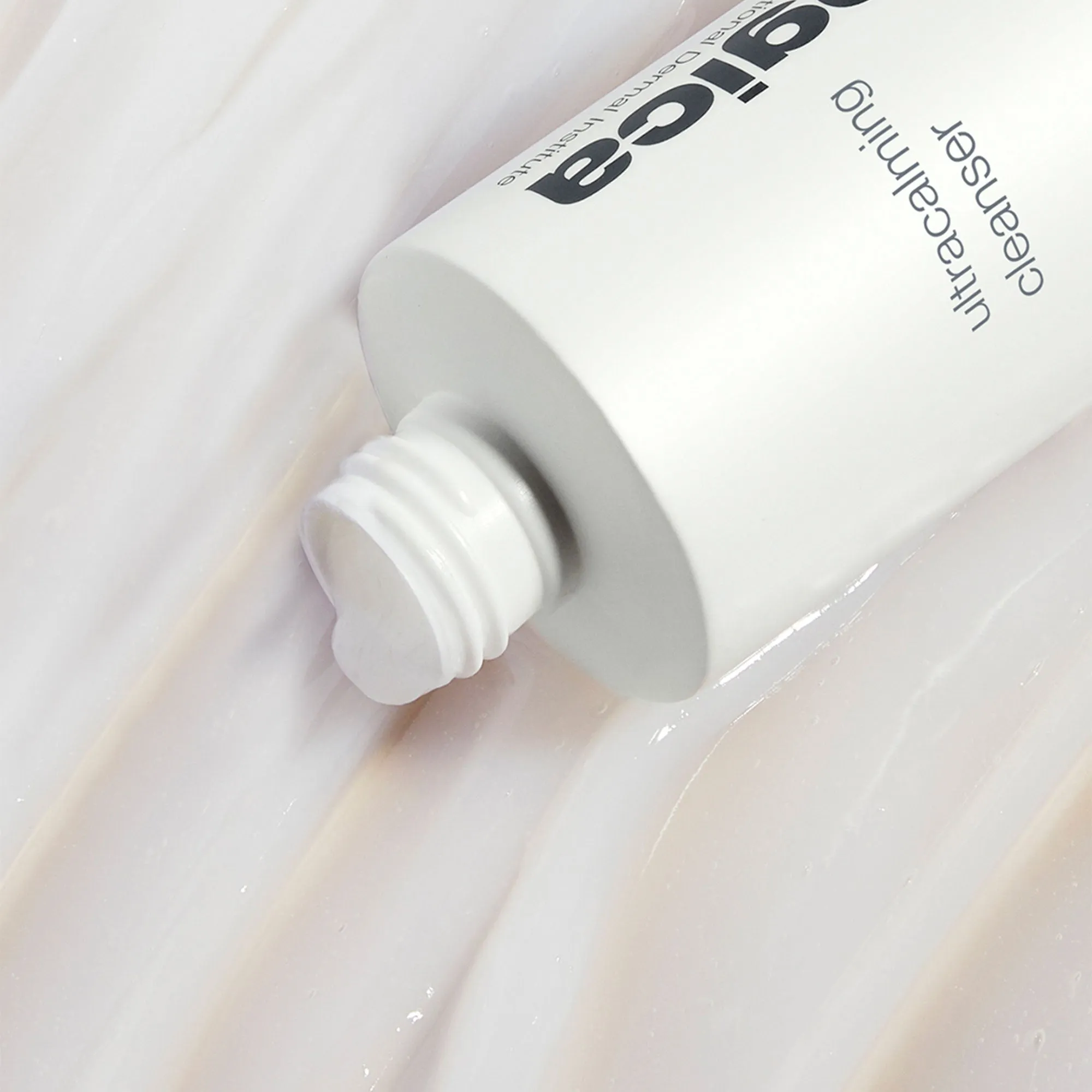 ultracalming cleanser